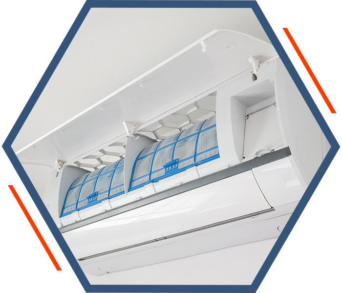 Entretien d’une climatisation murale par GL Thermic à Montlouis-sur-Loire